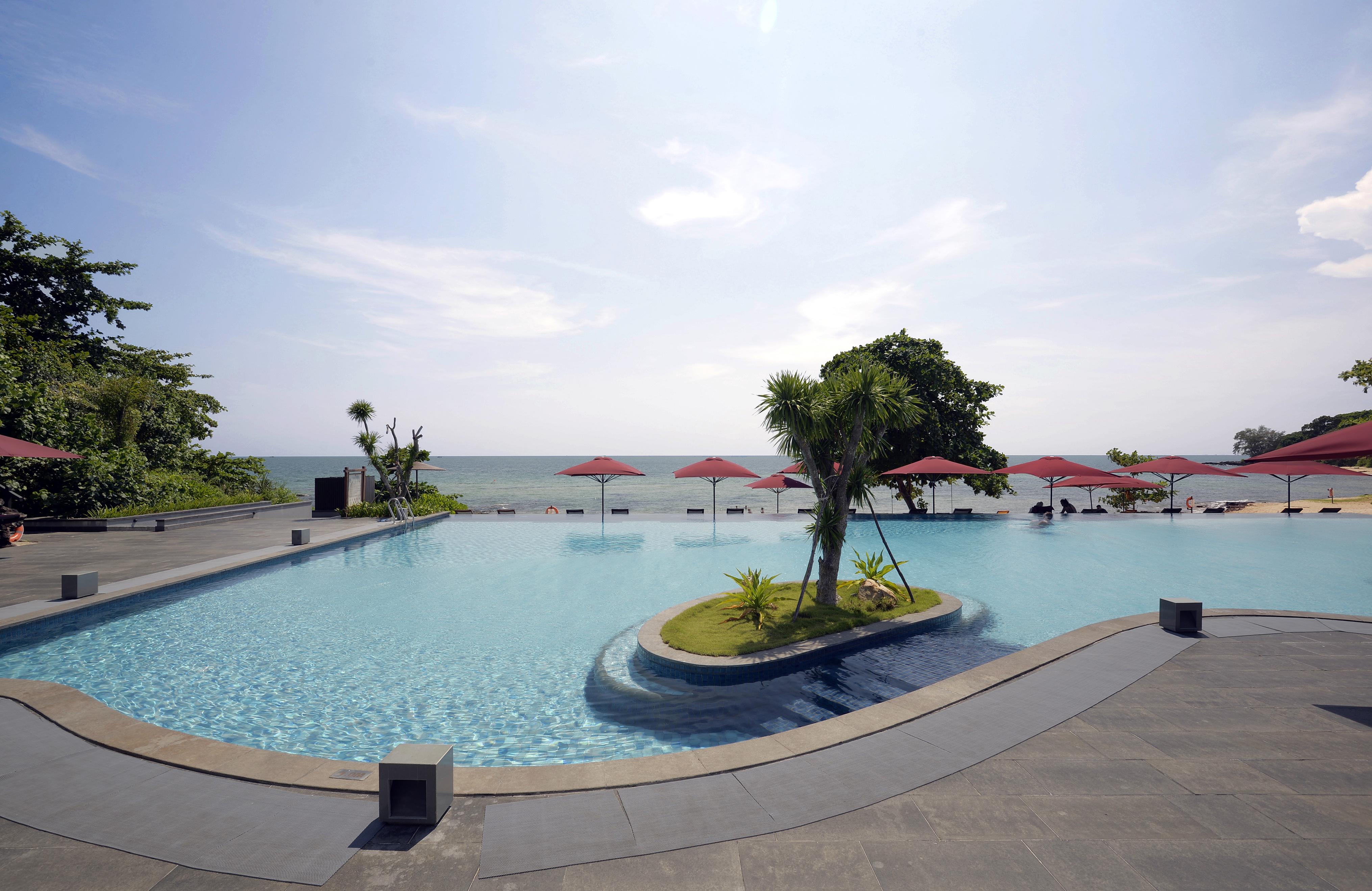 Отель Nam Nghi Coral Peninsula Дуонг-Донг Экстерьер фото