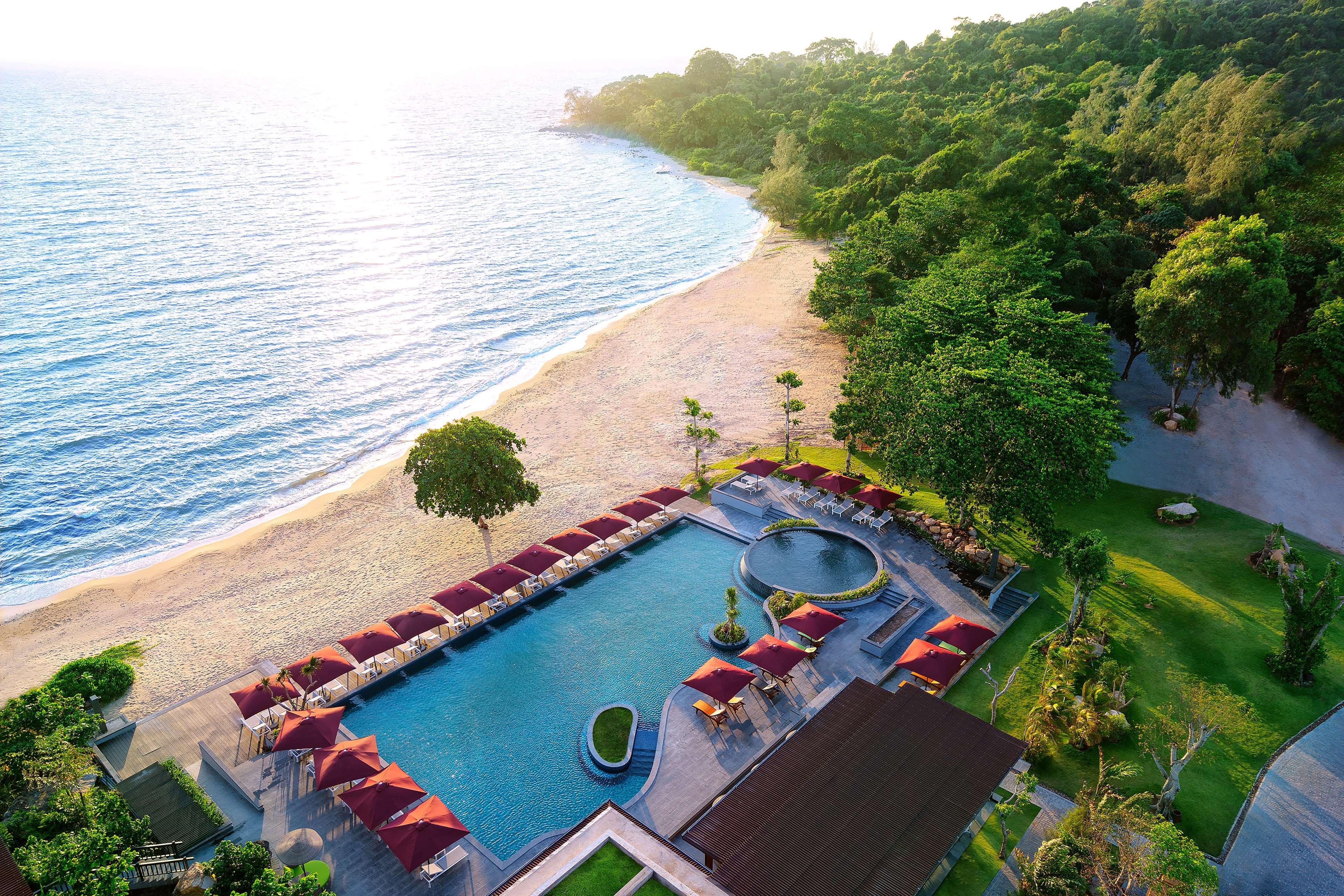 Отель Nam Nghi Coral Peninsula Дуонг-Донг Экстерьер фото